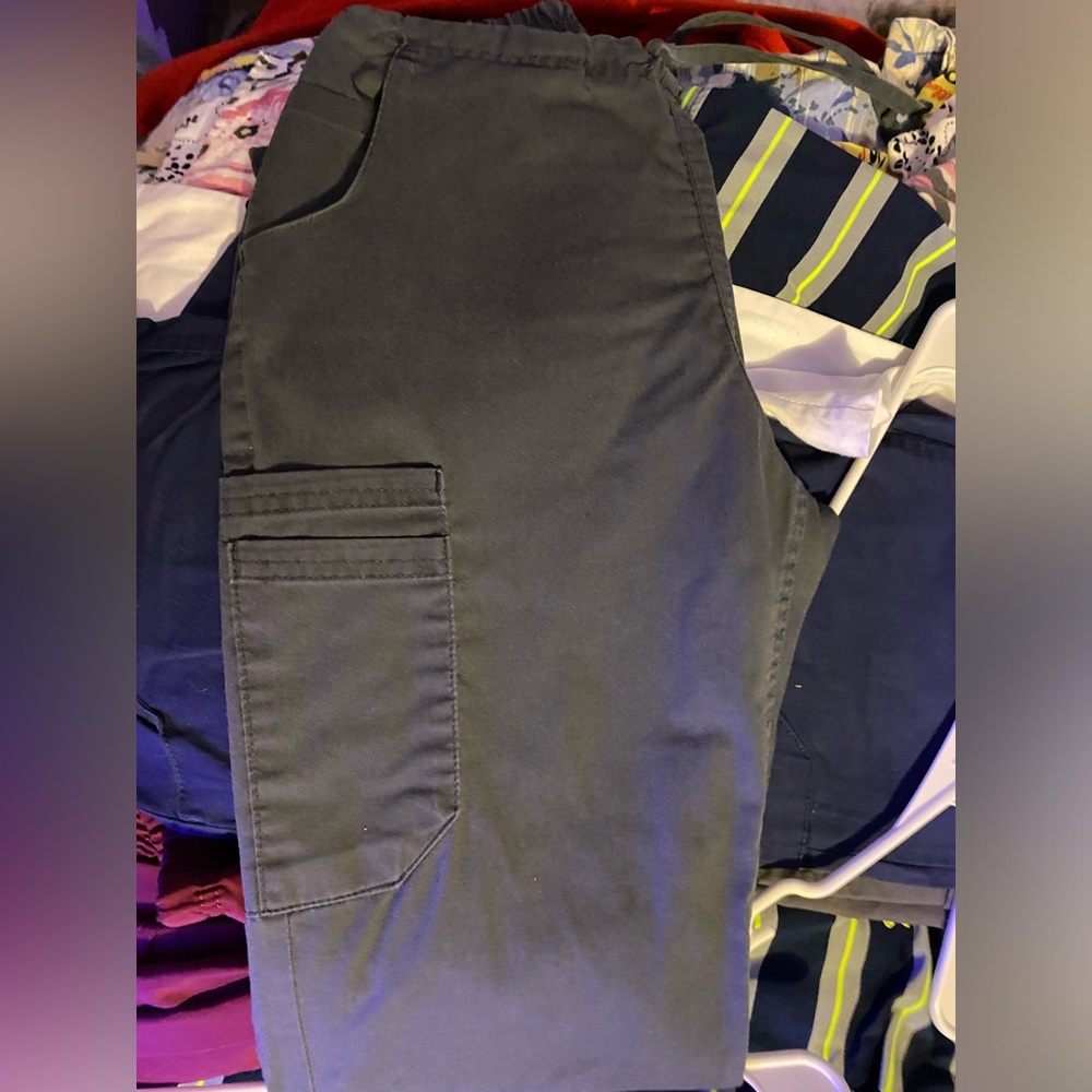 Women’s scrub pants